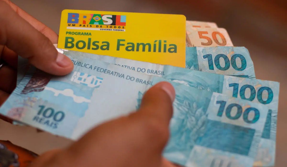 Quem vai poder receber R 900 do Bolsa Família em março