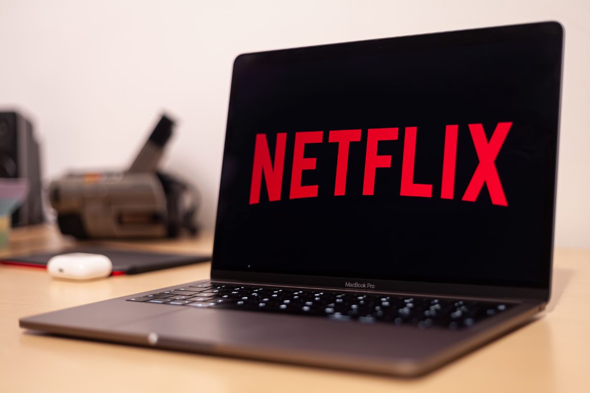 Netflix contrata