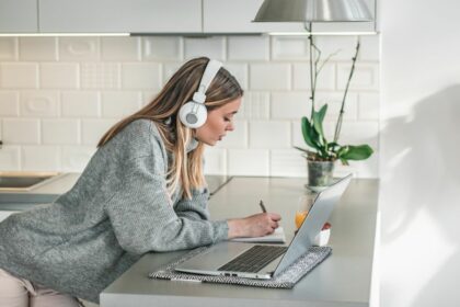 Google abre vagas para cursos de tecnologia gratuitas