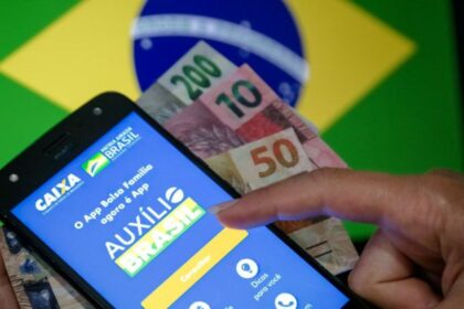 Auxílio Brasil: Veja o passo a passo para CONSULTAR a fila de espera