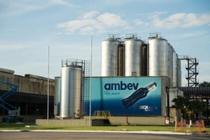 AMBEV abre mais de 635 VAGAS de EMPREGO em dezembro; veja lista de cargos e como se candidatar