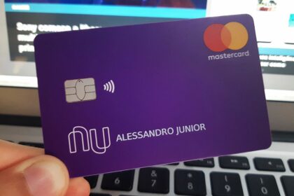 ÓTIMA NOTICIA: Quer aumentar o limite do cartão de crédito do Nubank este mês? Conheça esse truque