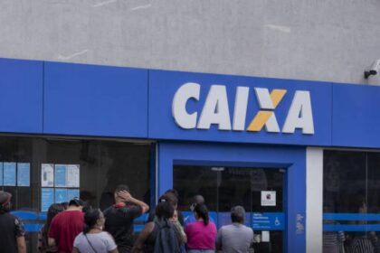 Caixa Tem libera empréstimo de até R$ 4500 para negativados hoje 14/01; Saiba