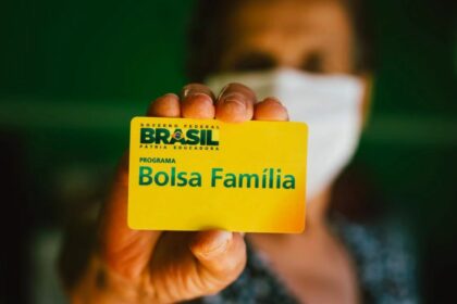 Cartão Bolsa Família foi atualizado com função de débito